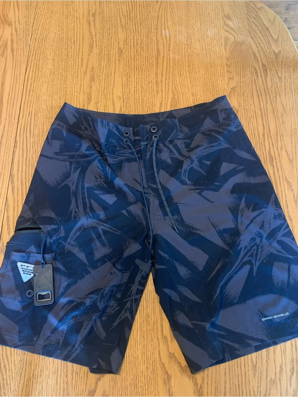 Columbia Black Patterned Swim/Board Shorts (34in)